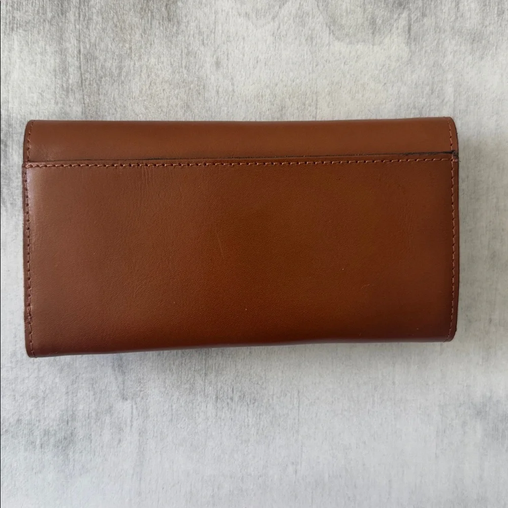 Patricia Nash Terresa Distressed Vitg Clutch Trifold Wallet Tan